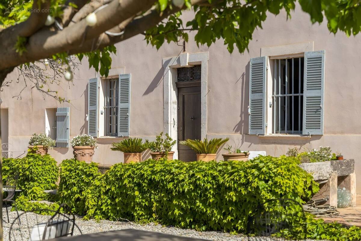 Maison à OLLIOULES