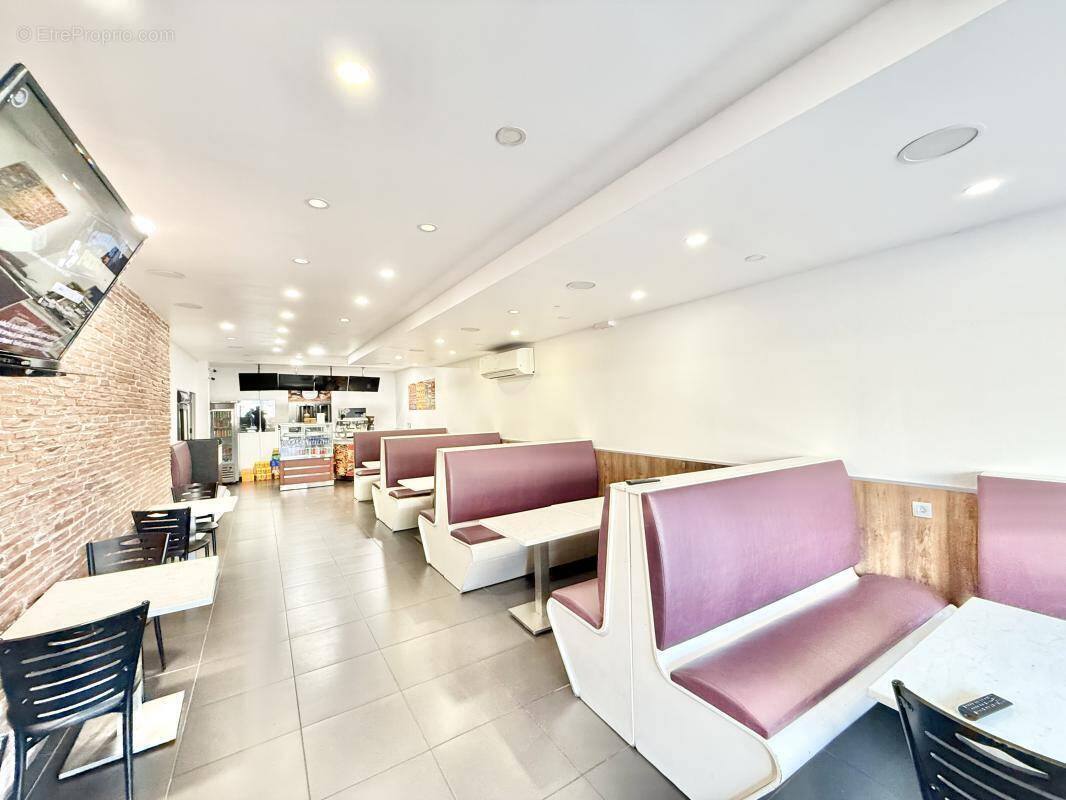 Commerce à VIGNEUX-SUR-SEINE