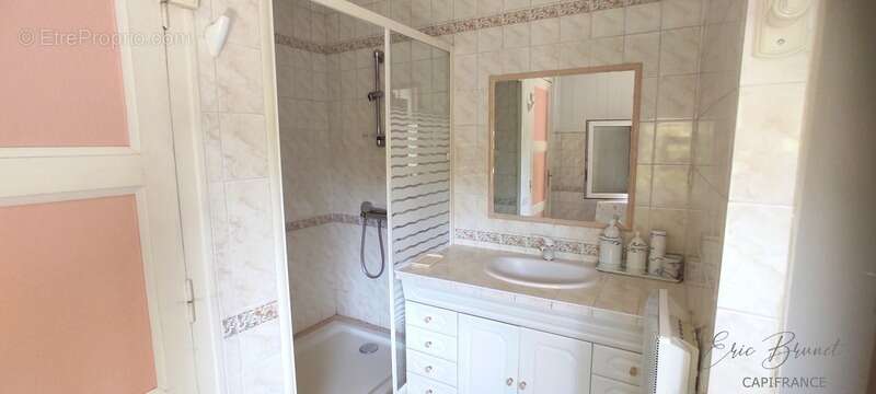 LANTON - maison 3 chambres avec garage et annexes - photo 9