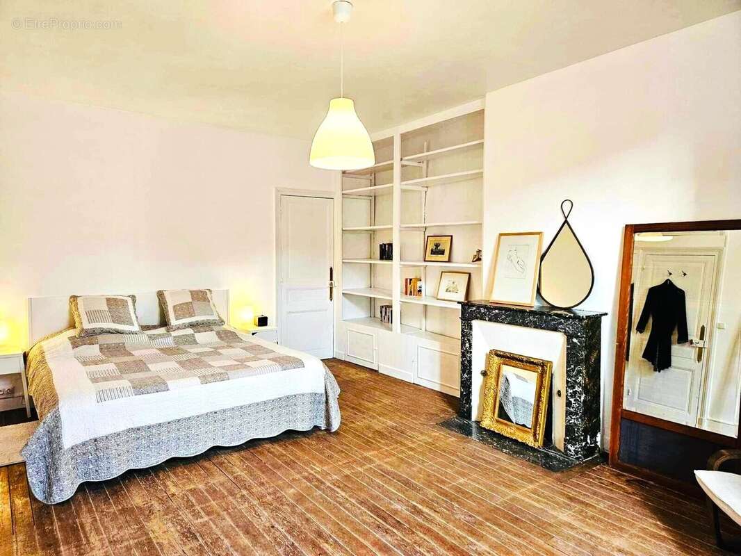 Maison à COULONGES-SUR-L&#039;AUTIZE