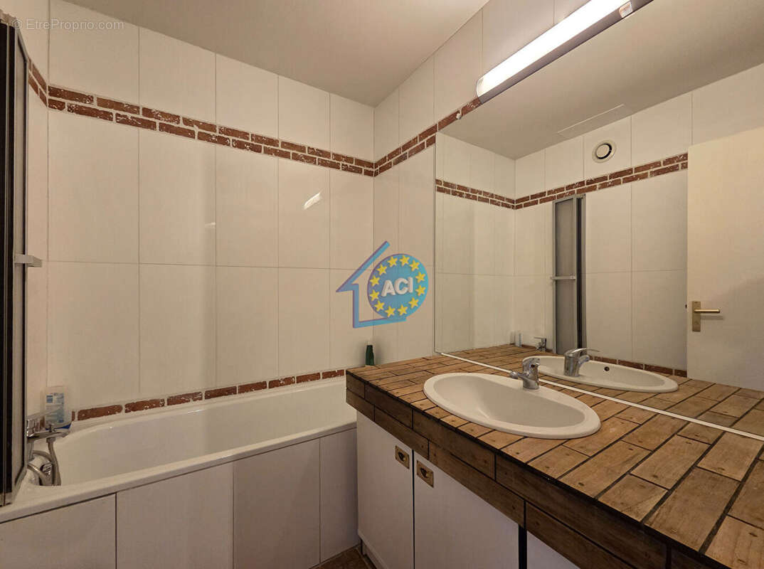 Appartement à MANTES-LA-JOLIE