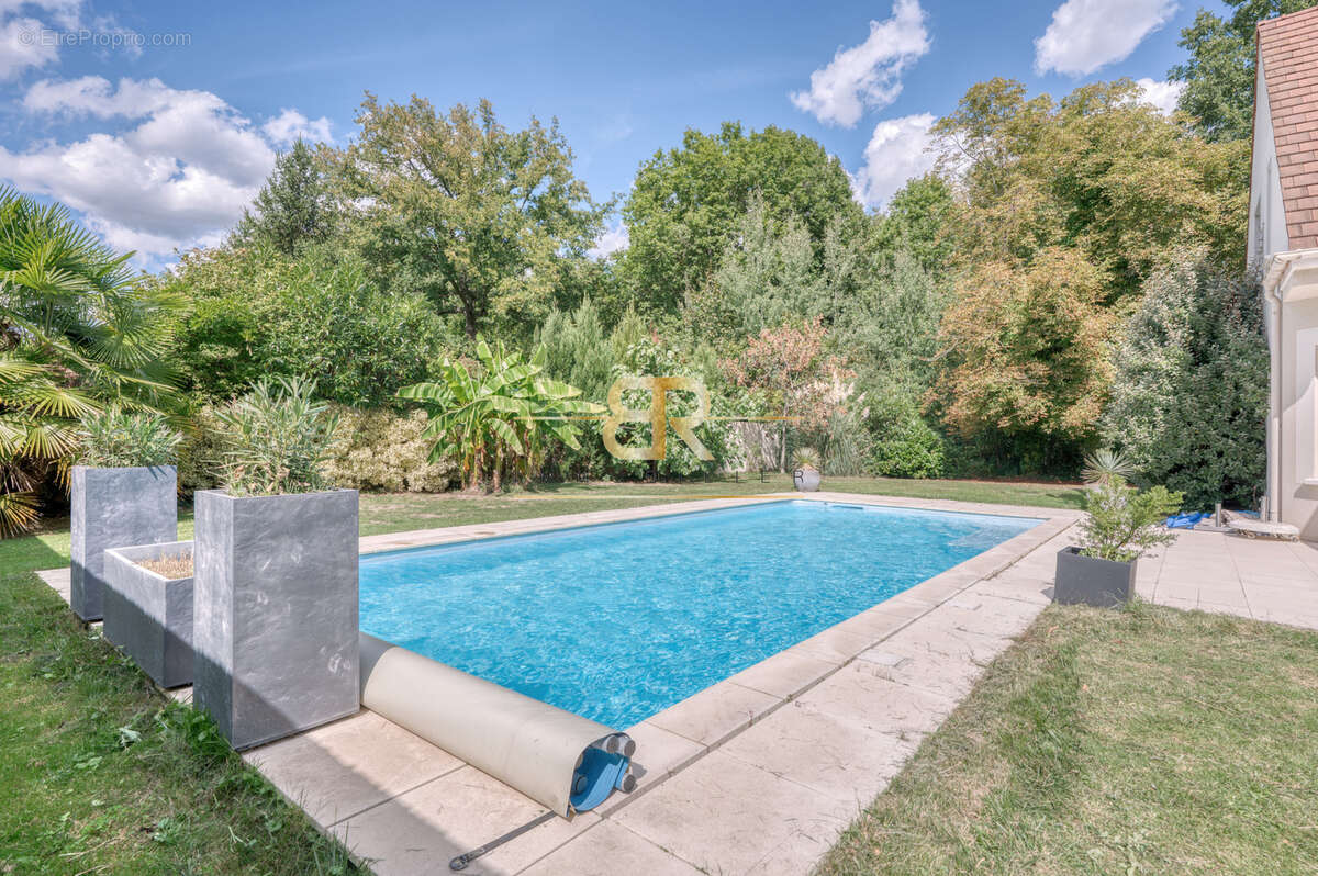 Maison à SUCY-EN-BRIE