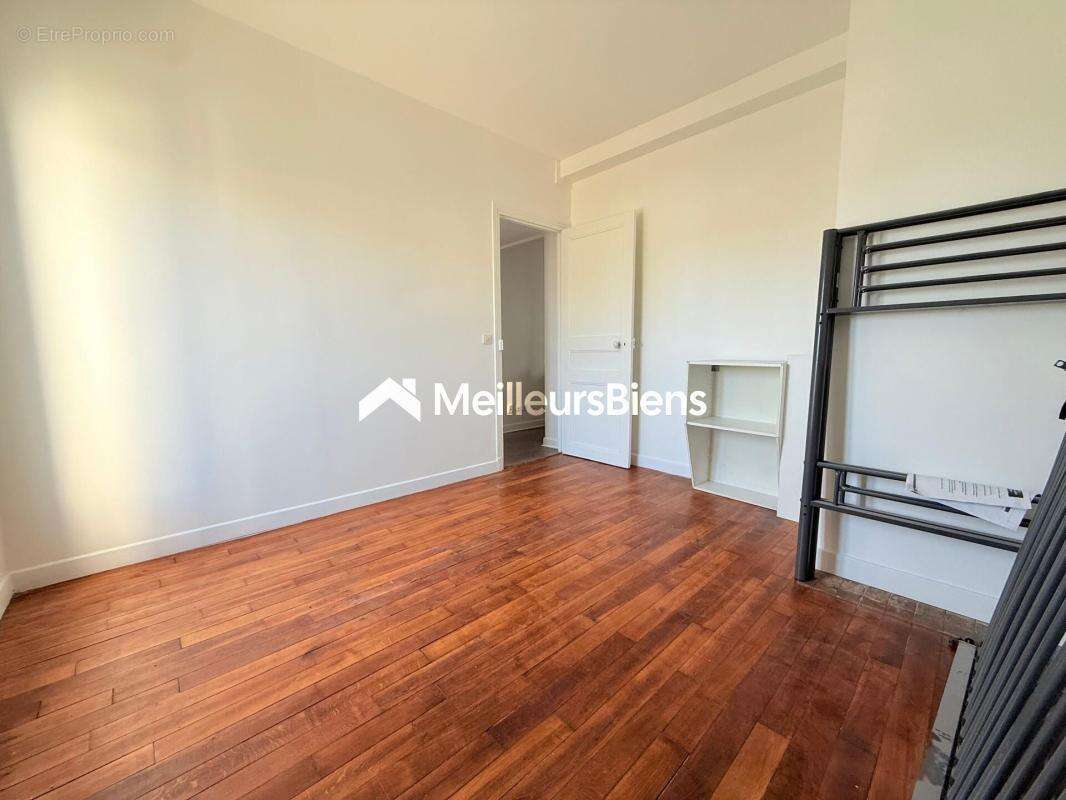 Appartement à PERSAN