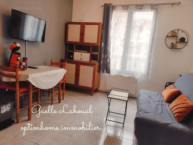 Appartement à LAMALOU-LES-BAINS
