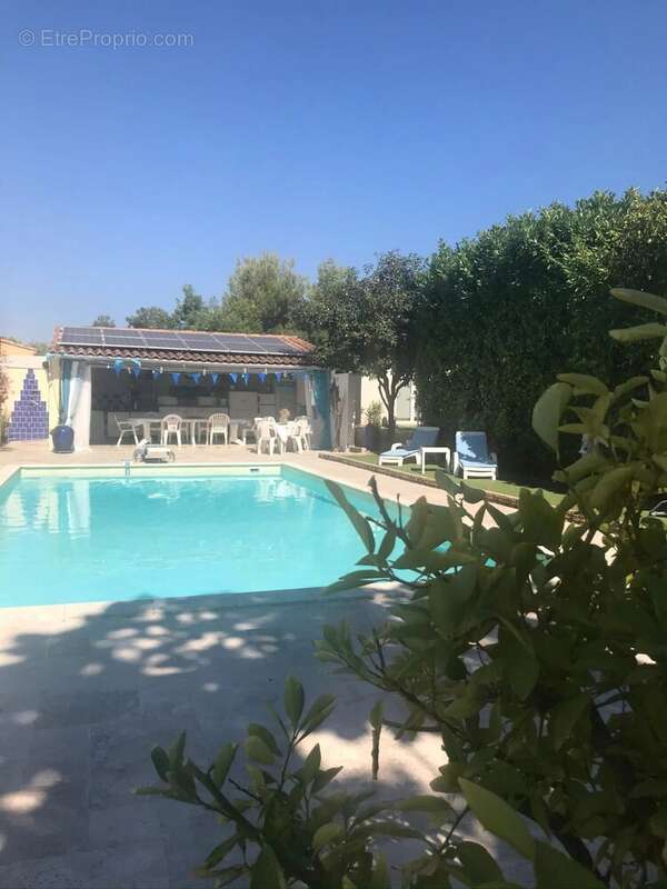 Maison à CHARLEVAL