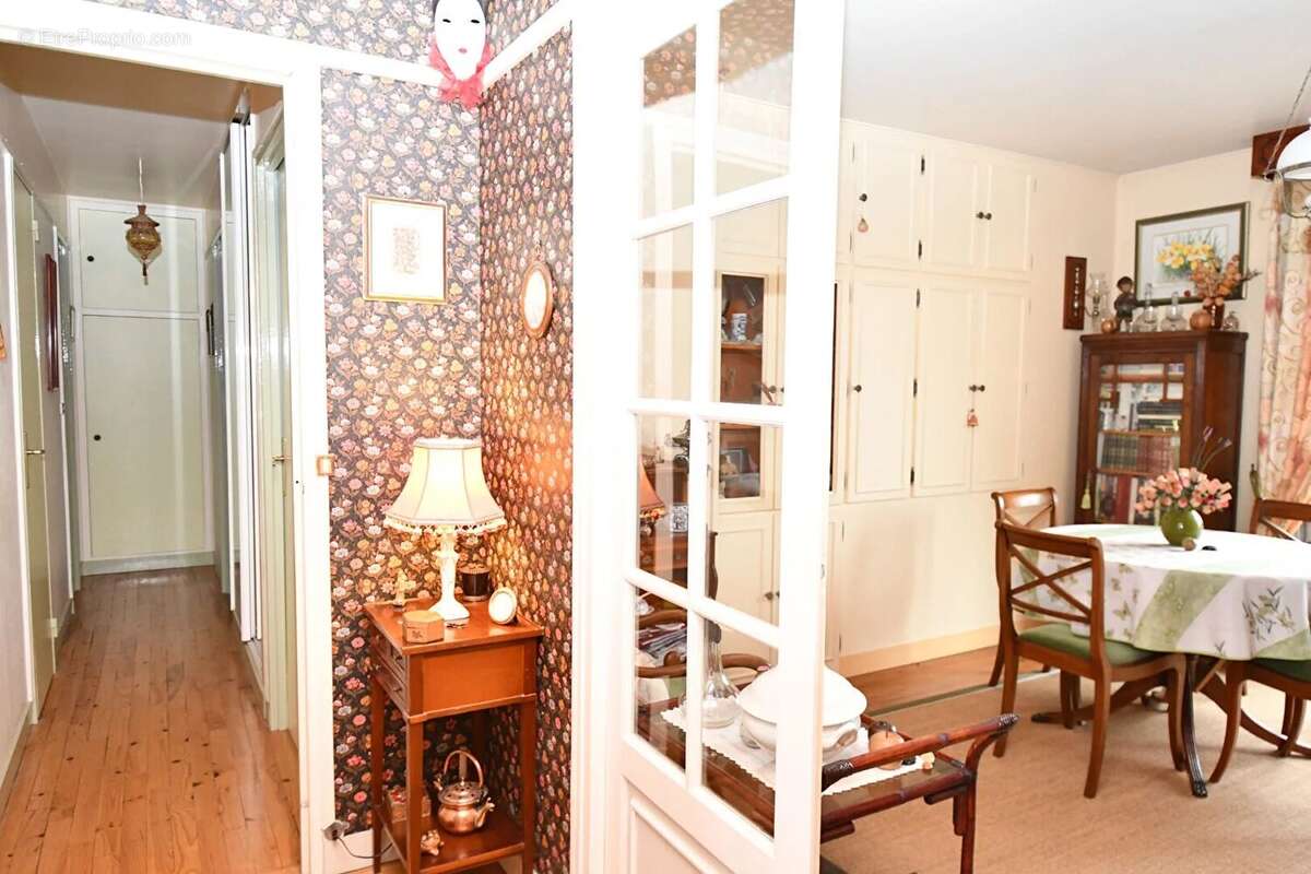 Appartement à RUEIL-MALMAISON
