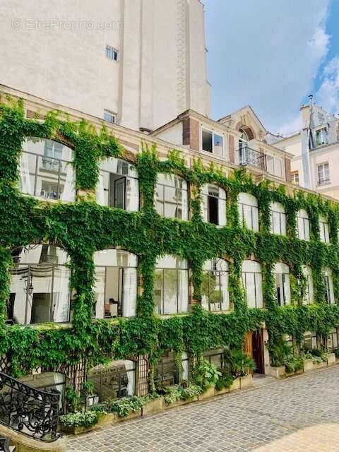 Appartement à PARIS-3E