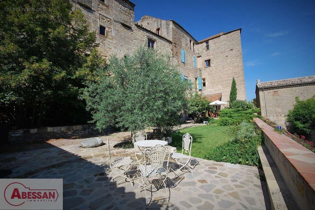 Maison à CORDES-SUR-CIEL