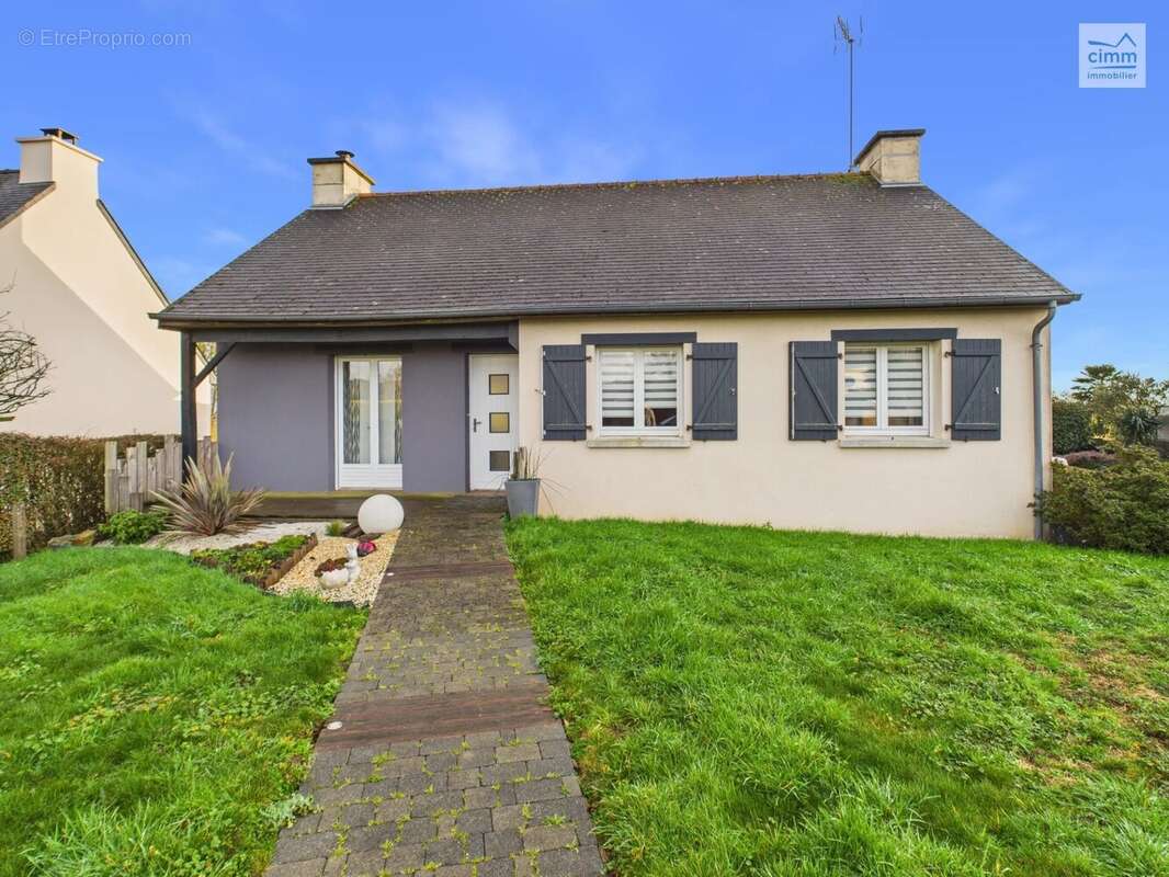 Maison à LES BRULAIS