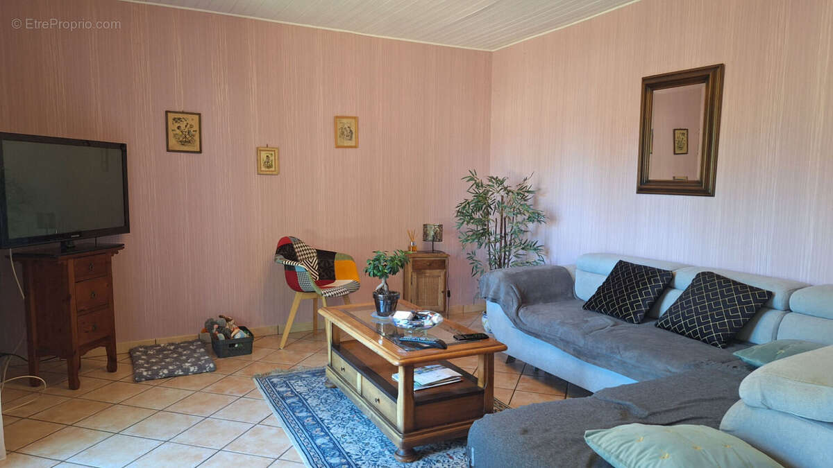 Maison Cournon D Auvergne 4 pièce(s) 95 m2 - photo 8