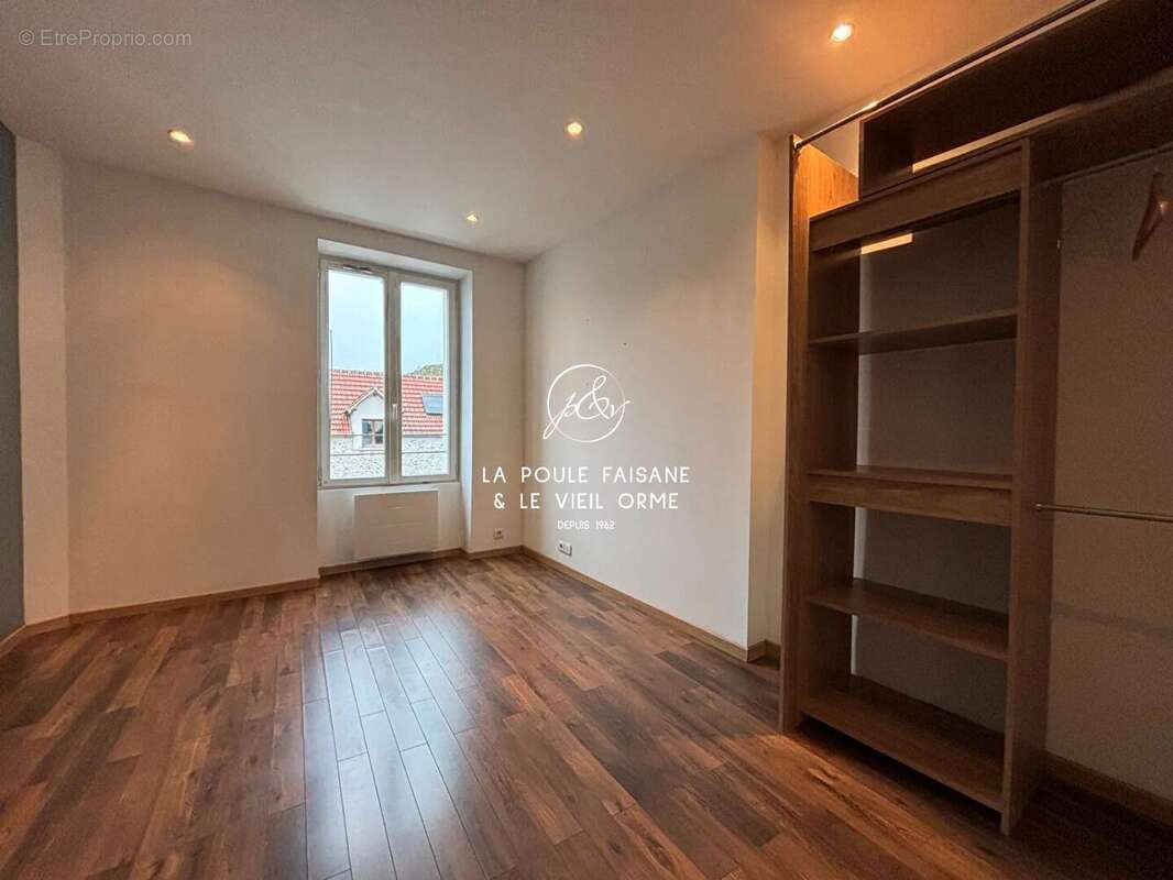 Maison à SAINT-LEGER-EN-YVELINES