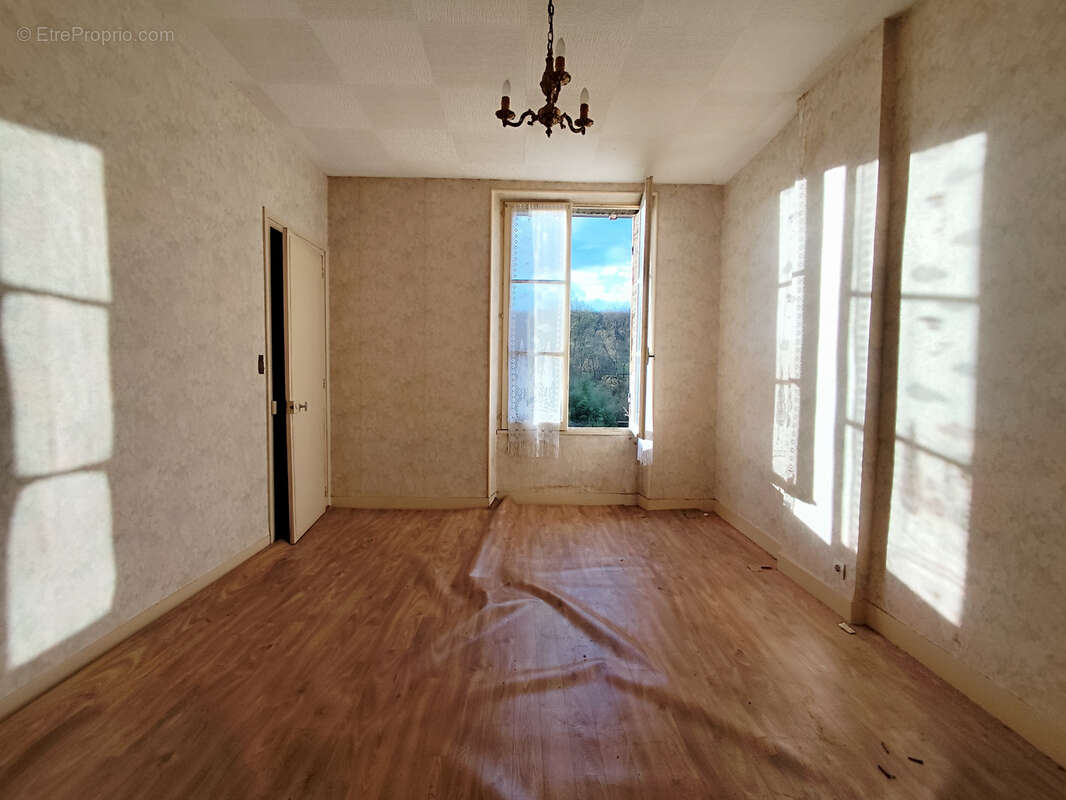 Maison à SAINT-BENOIT