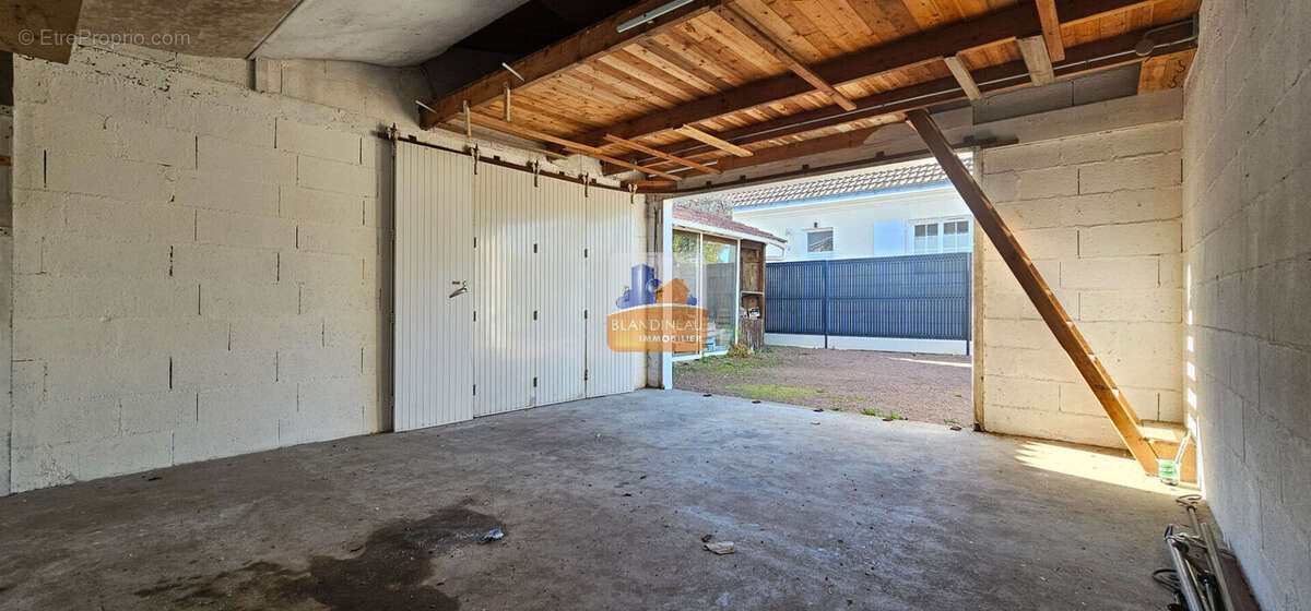 Maison à LE PELLERIN