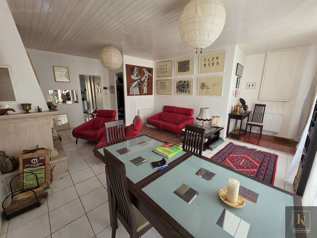 Maison à PAIMBOEUF