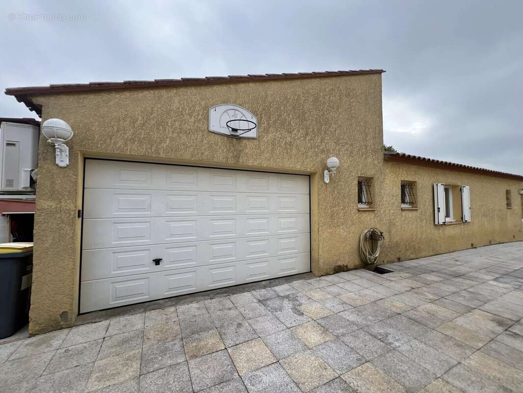 Maison à SAINT-JEAN-LASSEILLE