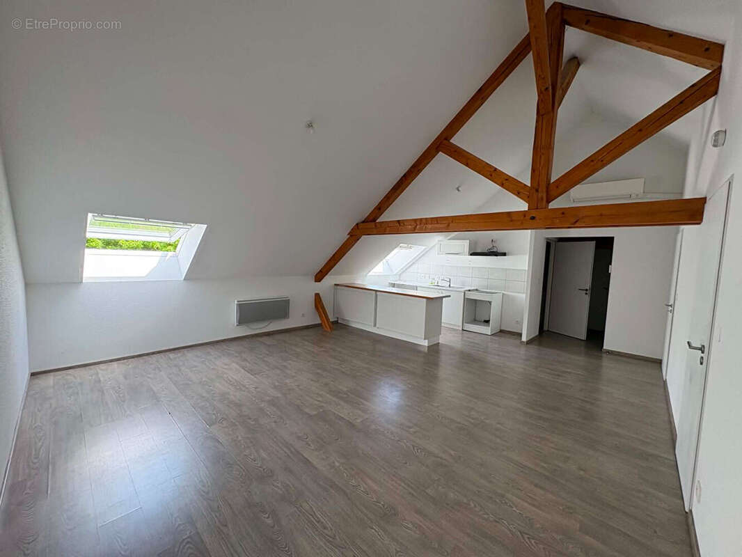 Appartement Glay 3 pièce(s) 56.12 m2 - photo 2