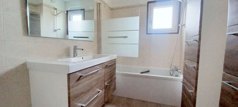 Appartement T3 avec parking et cave - photo 22