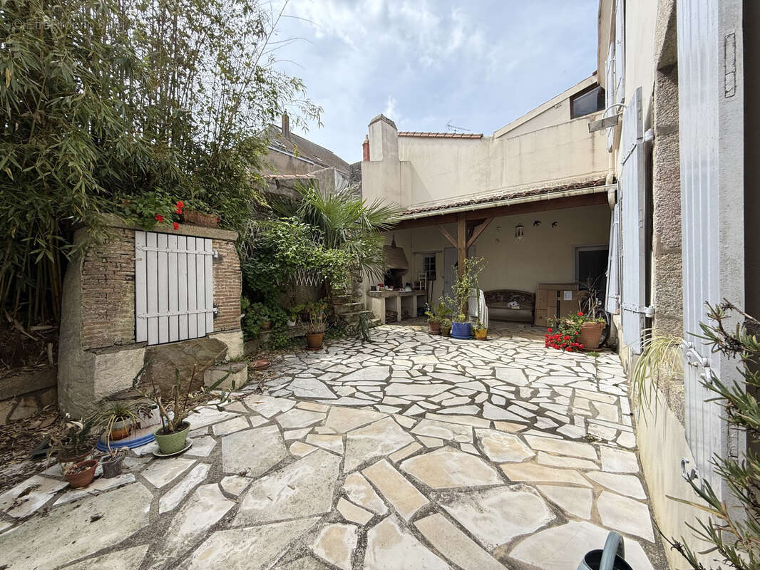 Maison à VIEILLEVIGNE