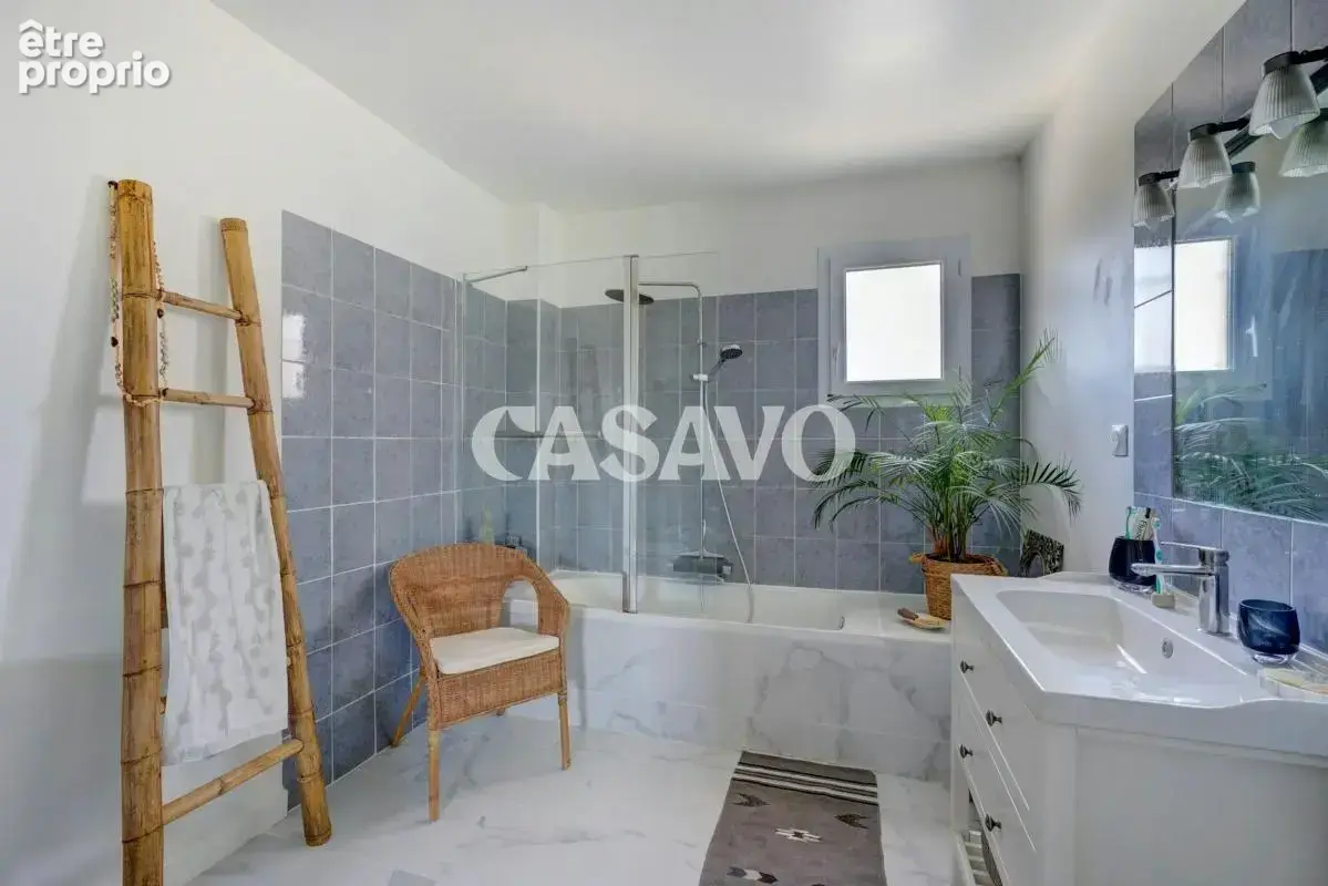 Vente Maison 4 pièces de 112m² - 69150 Décines-Charpieu - photo 3