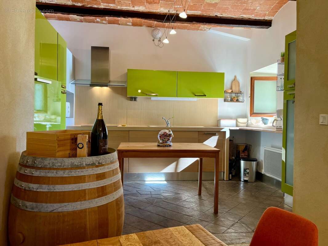 Maison de caractère, rénovée, avec cour et terrasse – Village prisé du Gard - photo 12