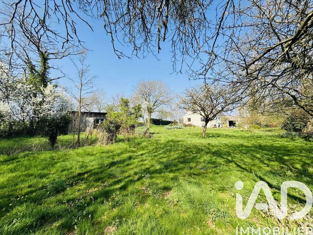 Photo 3 - Maison à ROUGE