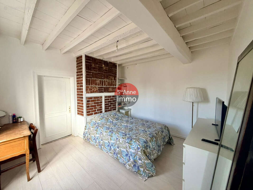 Maison à VERS-SUR-SELLES