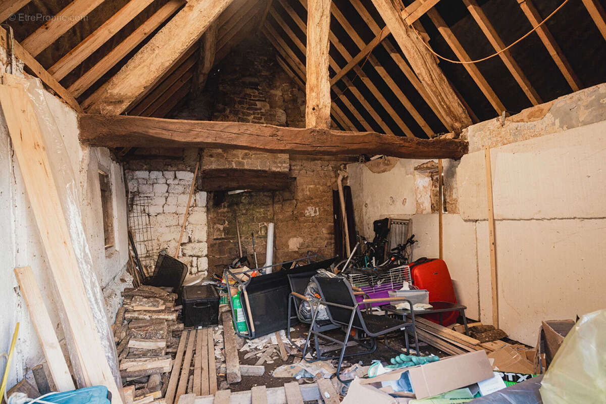 Maison à CHAMPSECRET