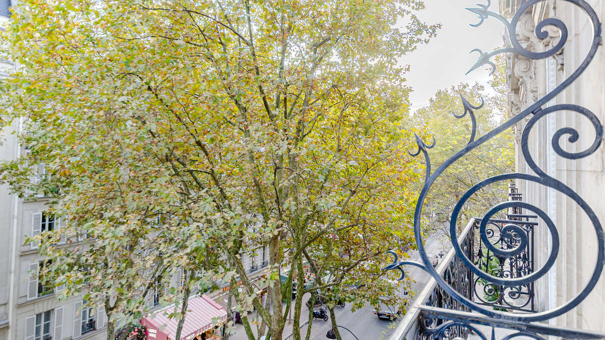 Appartement à PARIS-7E