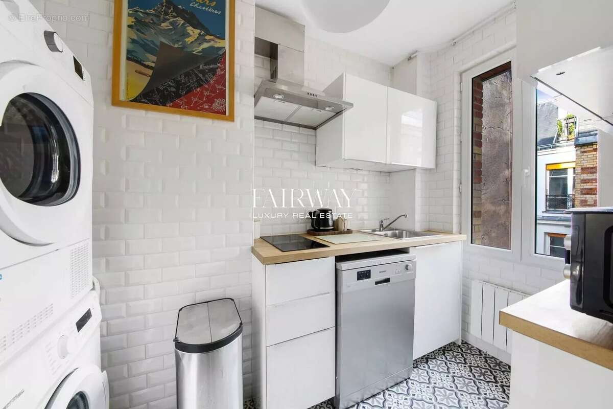 Appartement à PARIS-2E