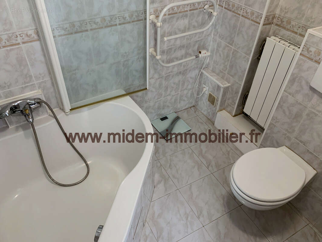 Nice Ouest Carras-Californie 3 P au calme étage élevé de 50 m2 + terrasse et loggia à 280000 euros - photo 10