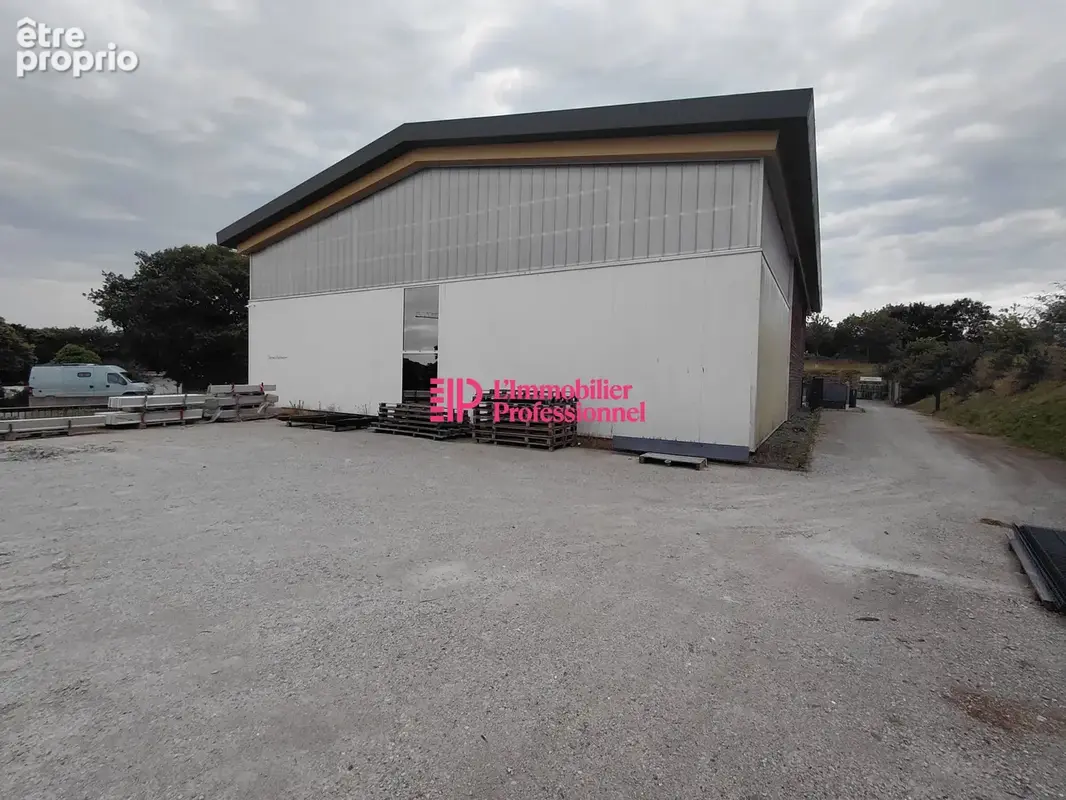 Commerce 570 m² à vendre à Quimper (29000) - photo 9