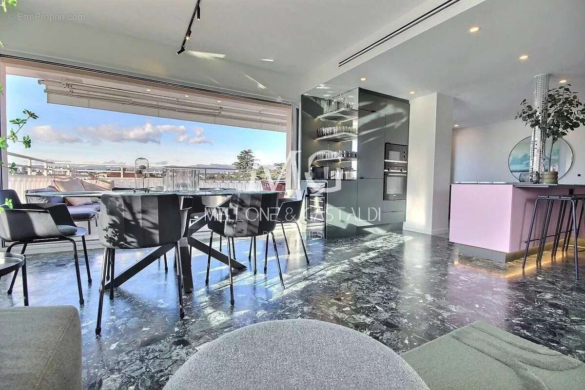 Cannes pointe croisette - 4p toit terrasse - parking - photo 25