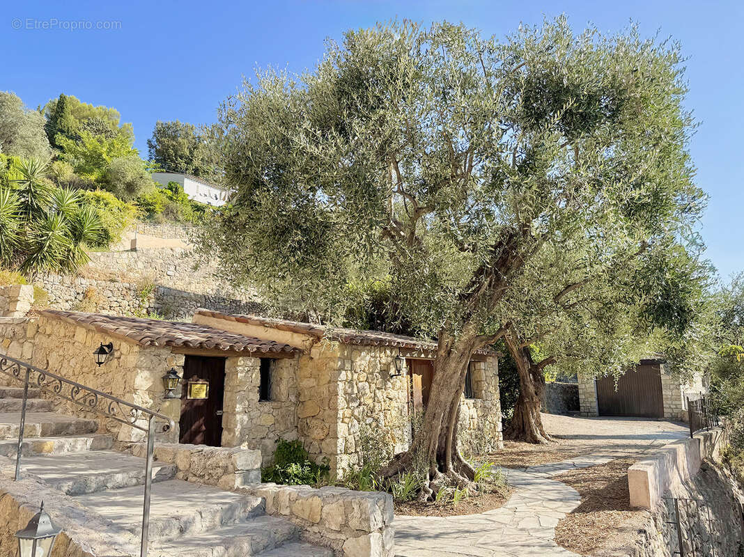 Maison à SPERACEDES