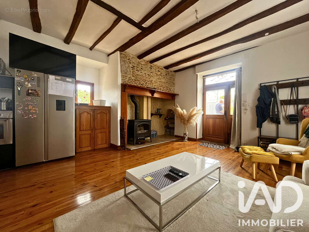 Maison 79 m² à Puybrun  - photo 3