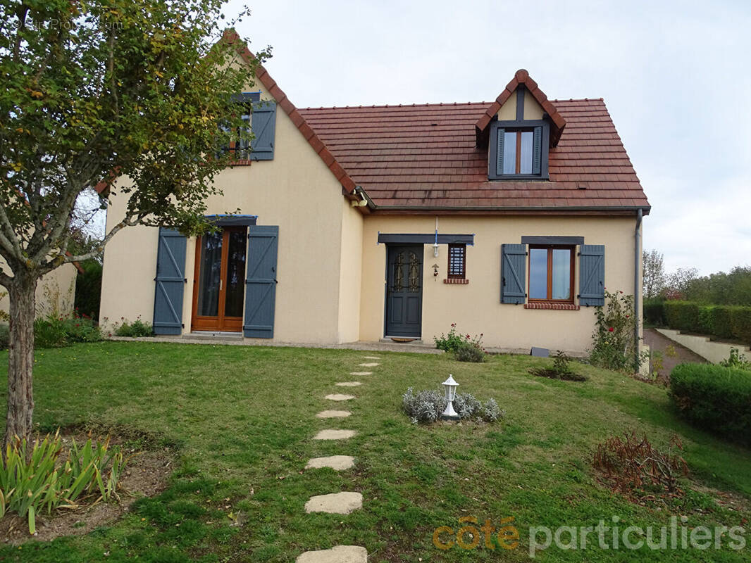 Maison à CHATEAUMEILLANT