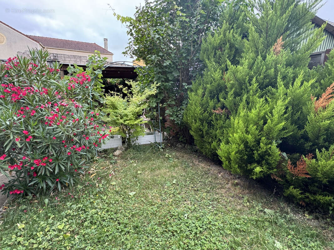 Appartement à THIAIS