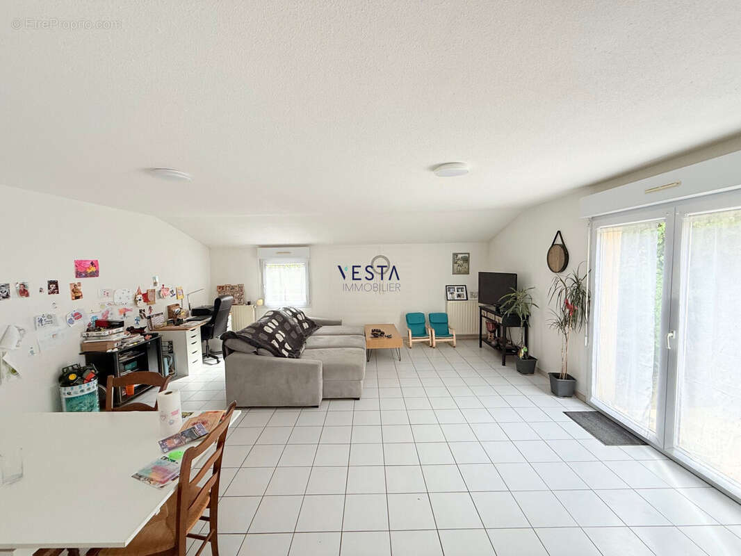 Maison à CASTANET-TOLOSAN