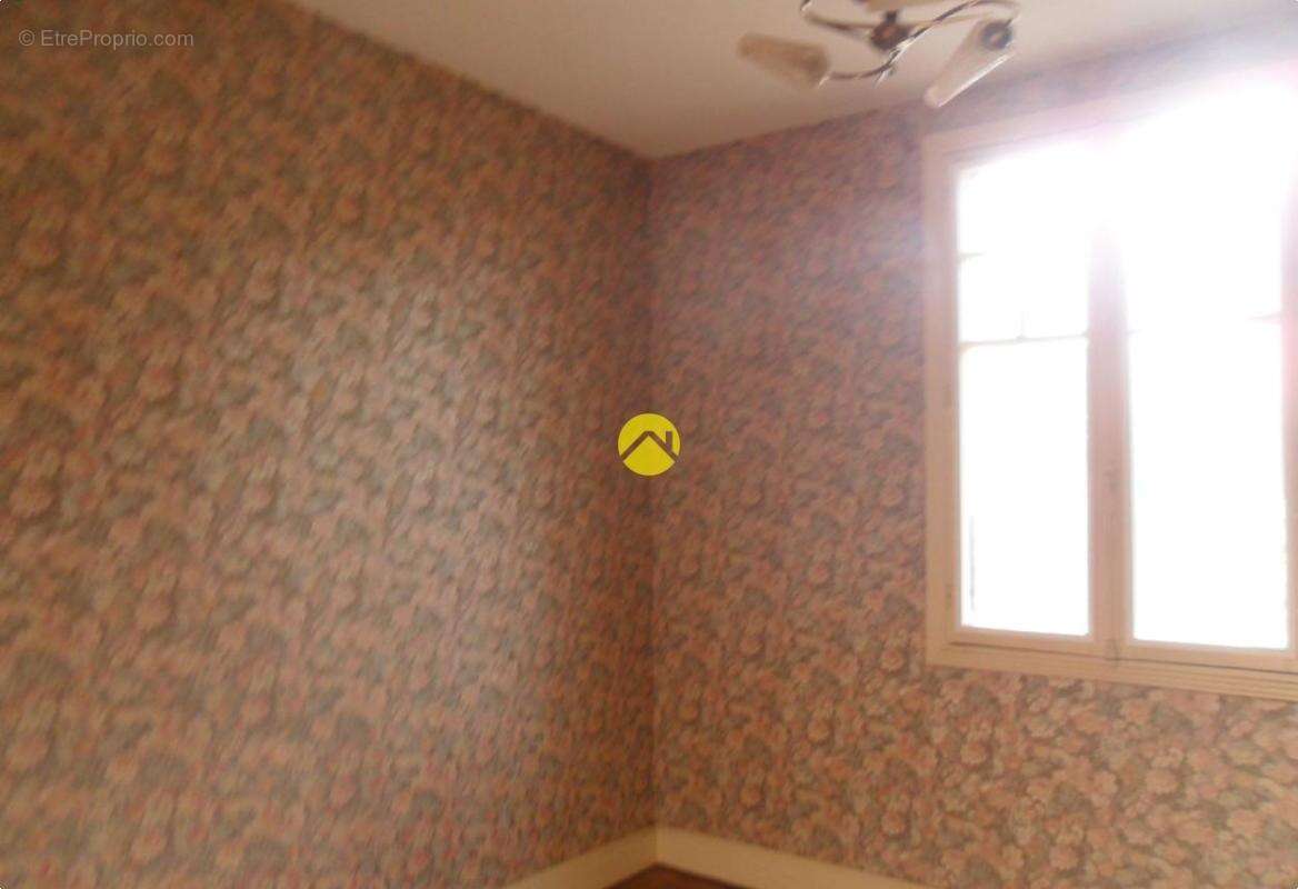 Maison à CHARENTON-DU-CHER