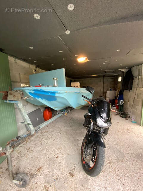 Maison à CHENAC-SAINT-SEURIN-D'UZET