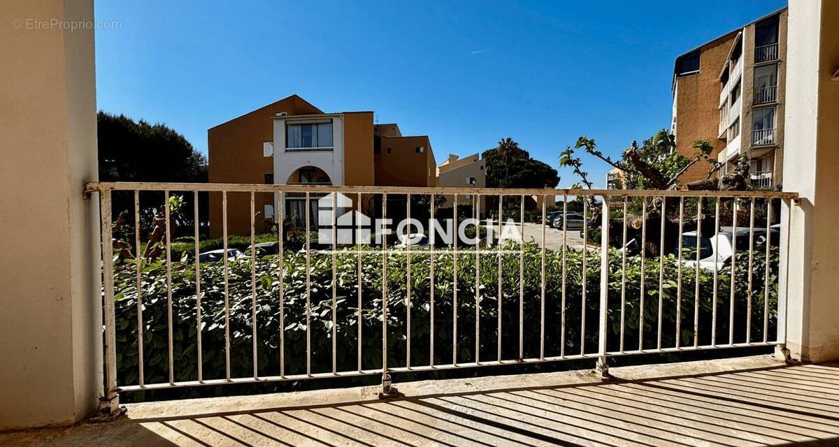 Appartement à SIX-FOURS-LES-PLAGES