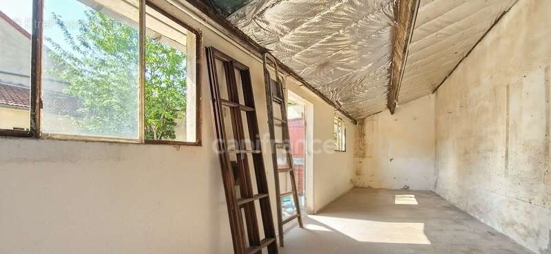 Maison à TOURS-SUR-MARNE