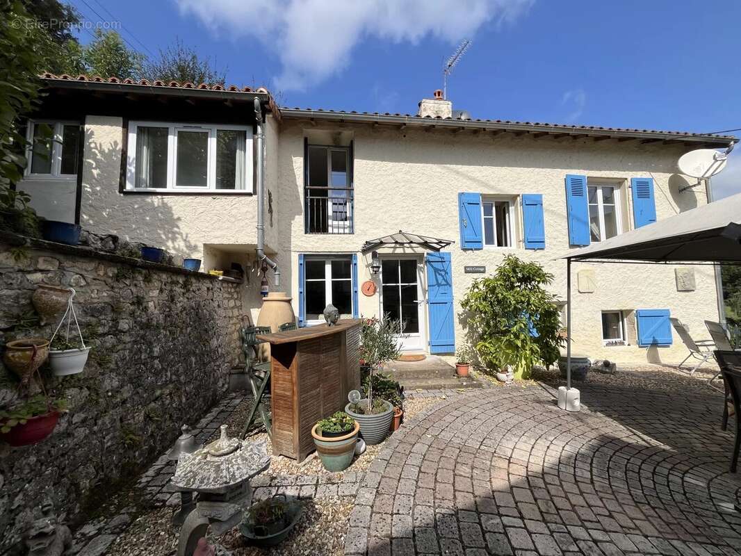 Maison à CHAUVIGNY