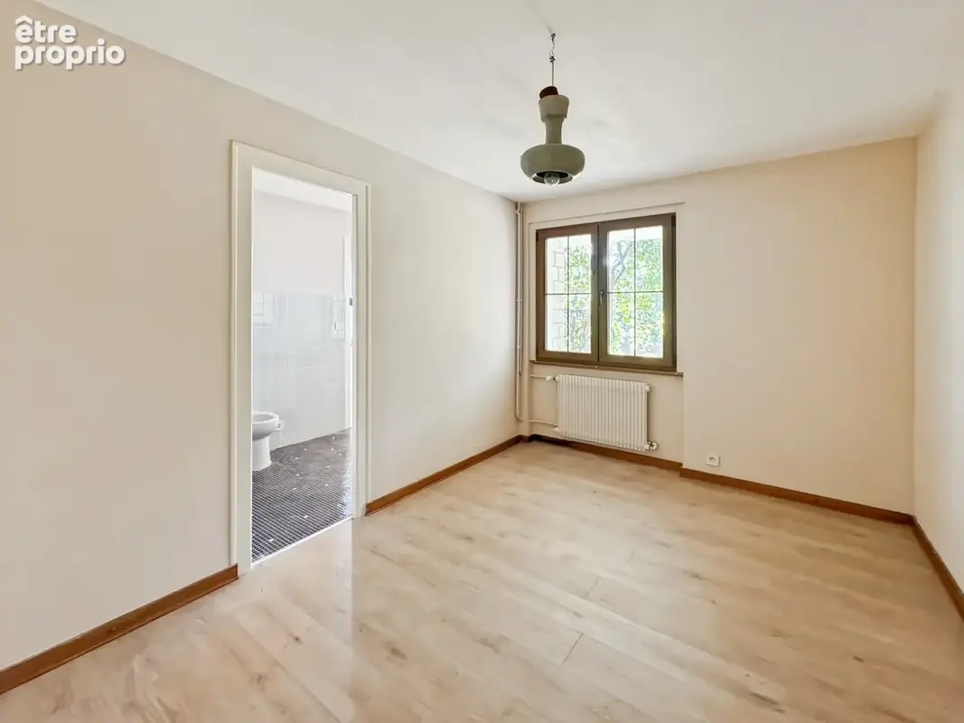 Chalet d’exception de 5 chambres sur les hauteurs de Gex – Vue panoramique sur le lac Léman - photo 16