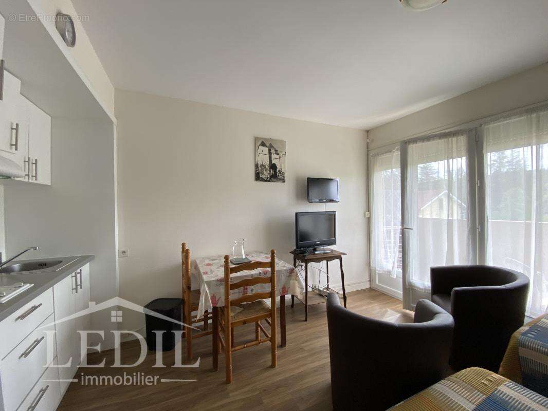 Appartement à CAZAUBON