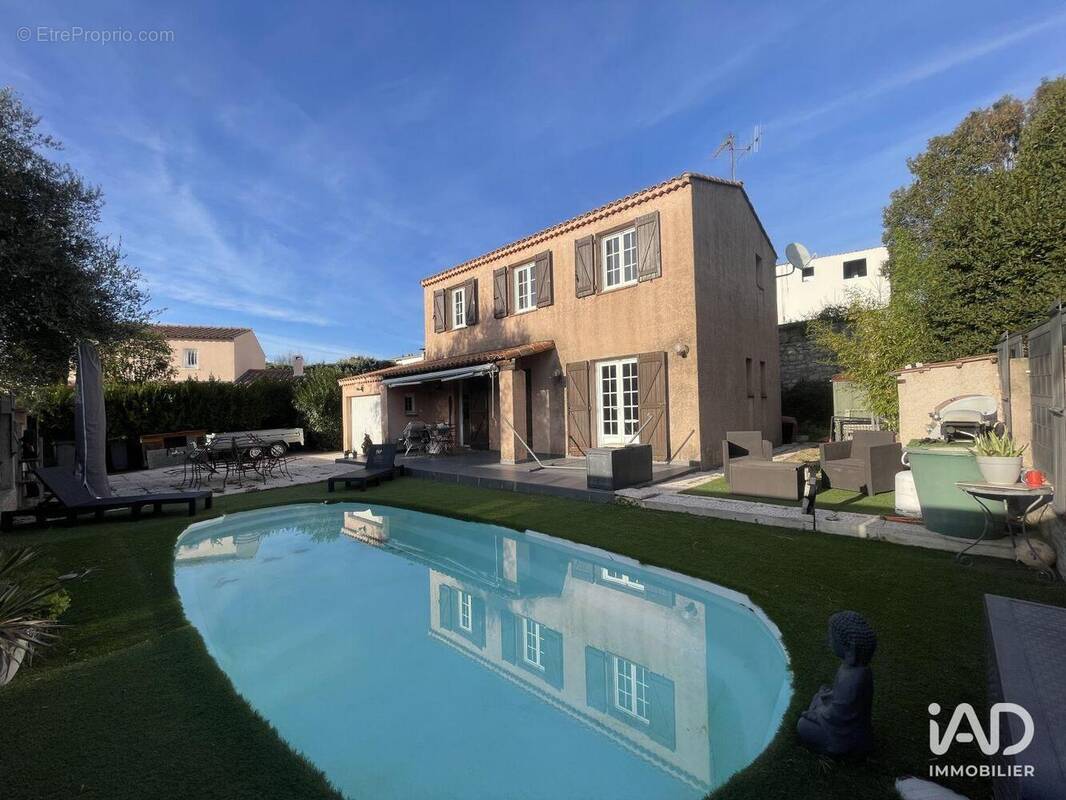 Photo 1 - Maison à LE BEAUSSET