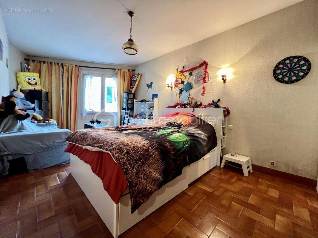 Maison à SAINT-BRIS-LE-VINEUX