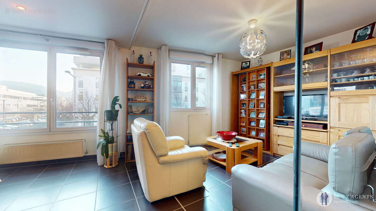 Appartement à ECHIROLLES