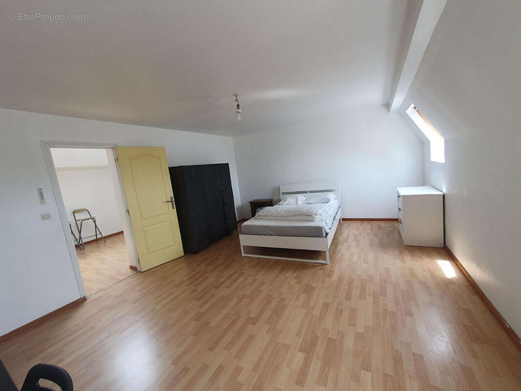 Appartement Cambrai 5 pièce(s) 143 m2 - photo 10