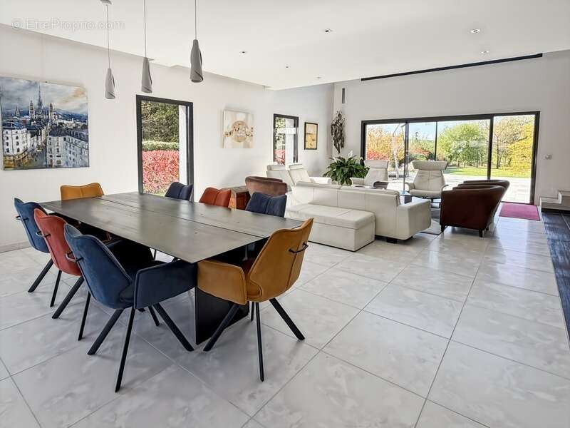 Maison à SAINT-MARTIN-DE-BOSCHERVILLE