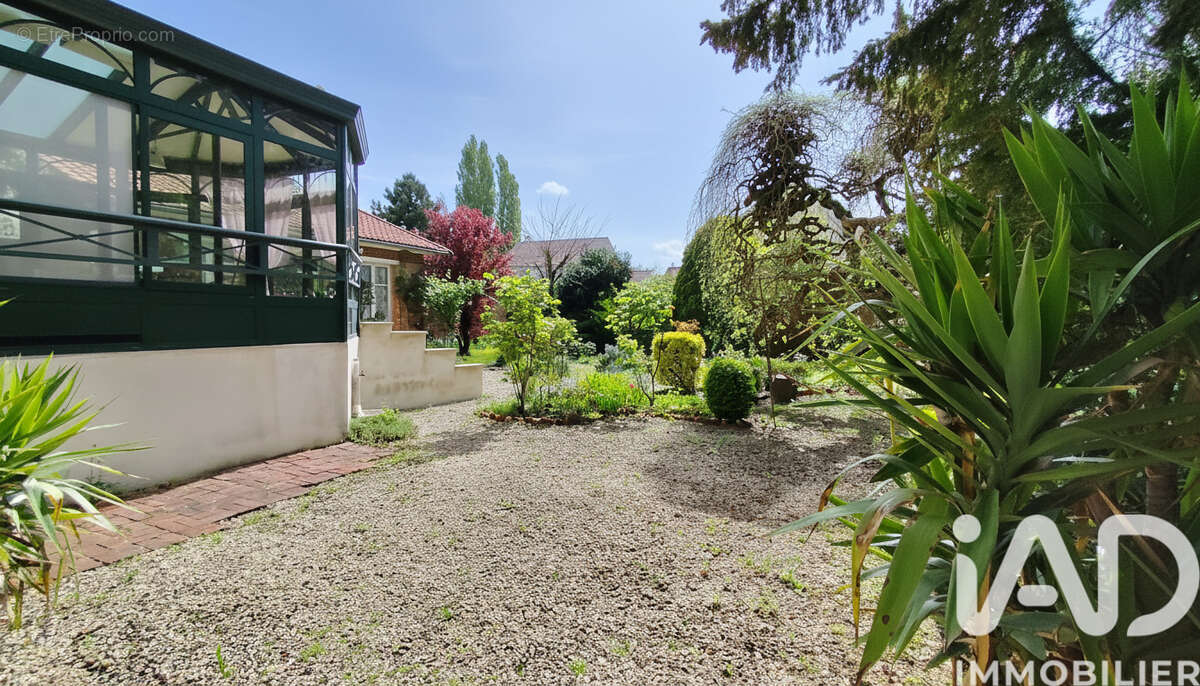 Photo 3 - Maison à EZANVILLE